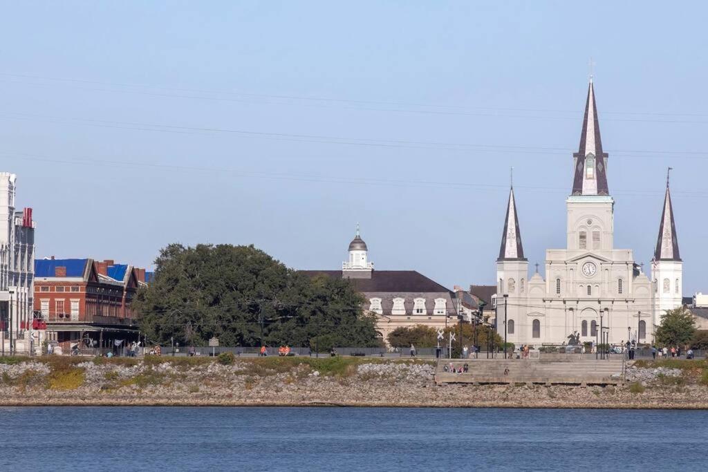 Beautifully Updated New Orleans Home Экстерьер фото